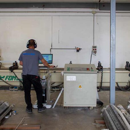 Fabricación propia de nuestros productos de carpintería metálica